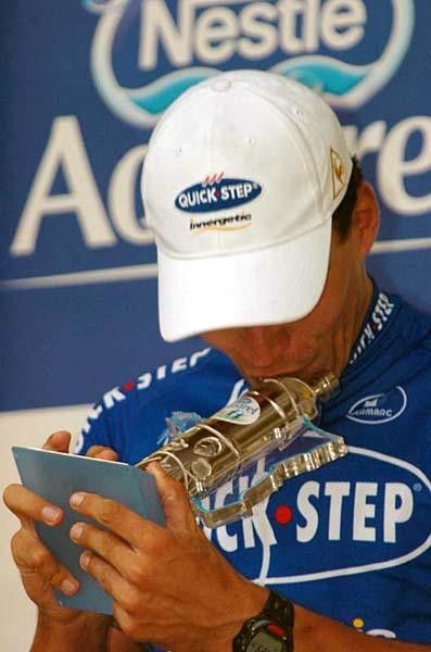 Steegmans kisses a well-deserved trophy.