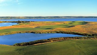 Machynys - Hole 16 - Club