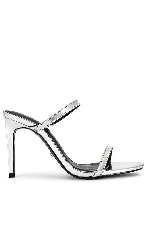 Nina Heel
