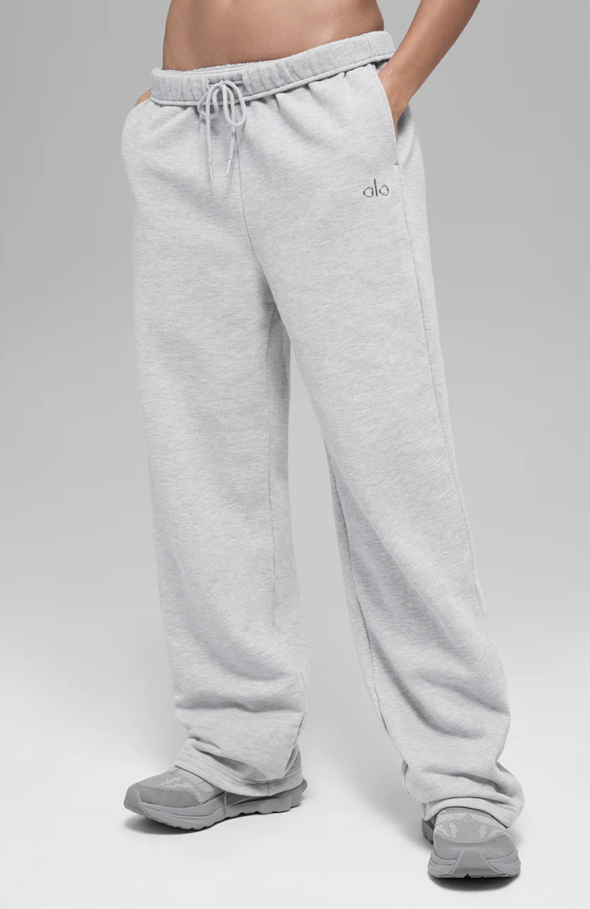 Alo Yoga, Accolade Straight Leg Sweatpant