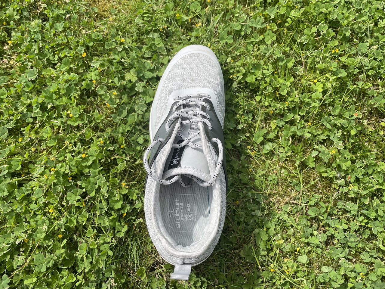 A look from above the Stuburt Urban 2.0 spikeless golf shoe