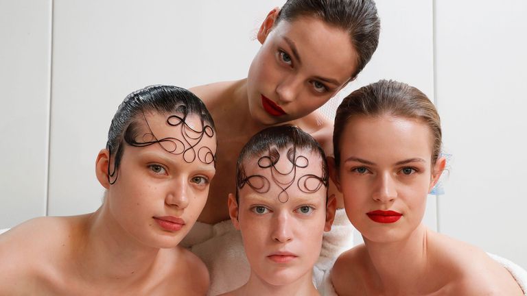 Beautiful Beauty Looks Spotted At London Fashion Week AW19 So Far