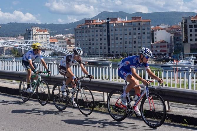 Johan Le Bon (FDJ.fr), Hupert Dupont (Ag2r-La Mondiale) and Luis Leon Sanchez (Caja Rural)