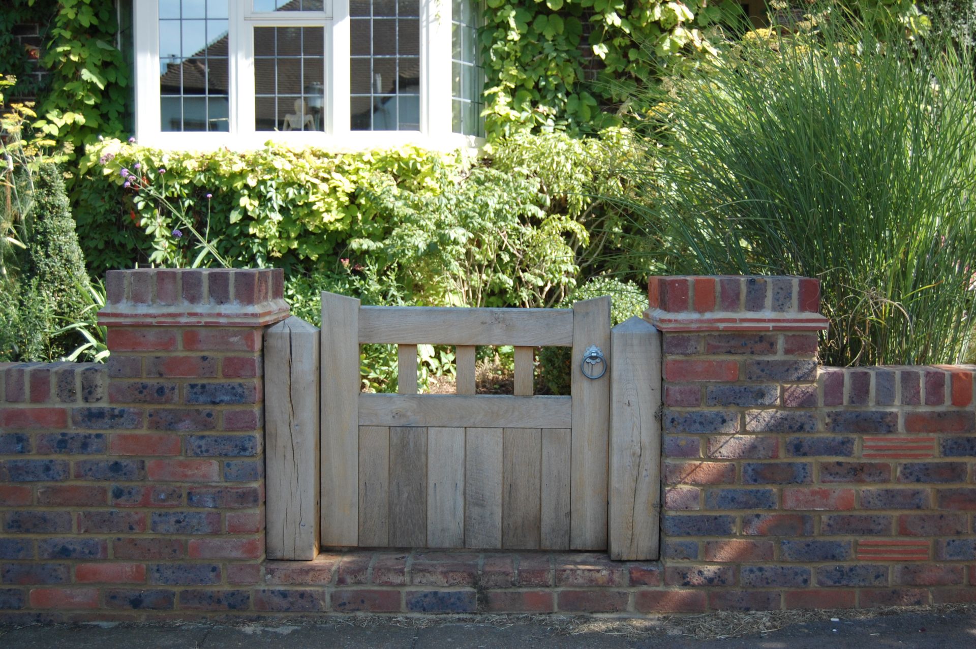 Front garden wall ideas 10 front yard walls Homes & Gardens