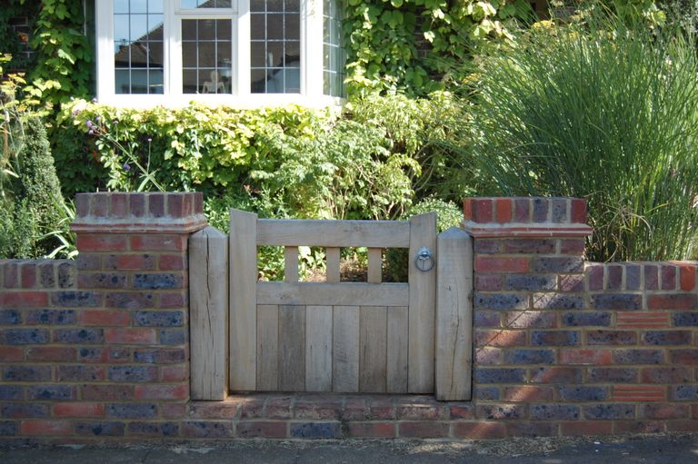 Front garden wall ideas 10 front yard walls Homes and Gardens