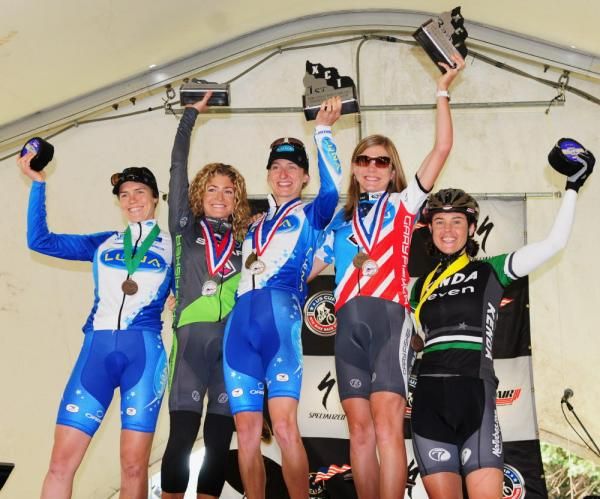 Women's Podium (L to R) Georgia Gould 4th, Wilow Koerber 2nd, Catherine Pendrel 1st, Heather Irmiger 3rd, Mary McConneloug 5th