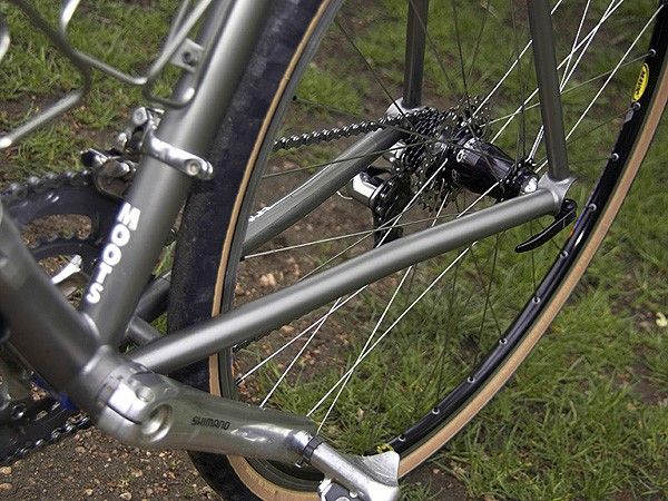 The chain stays are bent ever so slightly