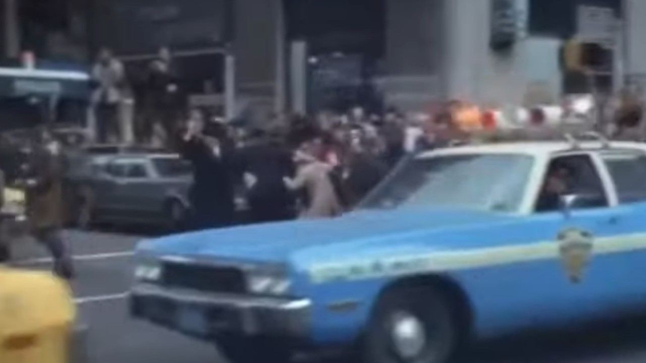 『ペラム・ワン・ツー・スリー』の撮影に登場するニューヨーク市のパトカー