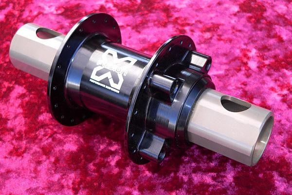 The X-Fusion PlusHub uses a massive 35mm axle.