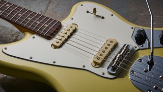 Fender Player II Jaguar in Hialeah Yellow