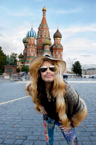 Pout this way: Steven Tyler in Moscow’s Red Square