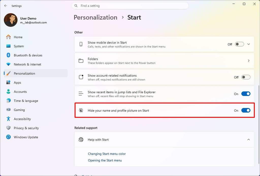 Start settings highlighting the Hide your name and profile picture on Start option.