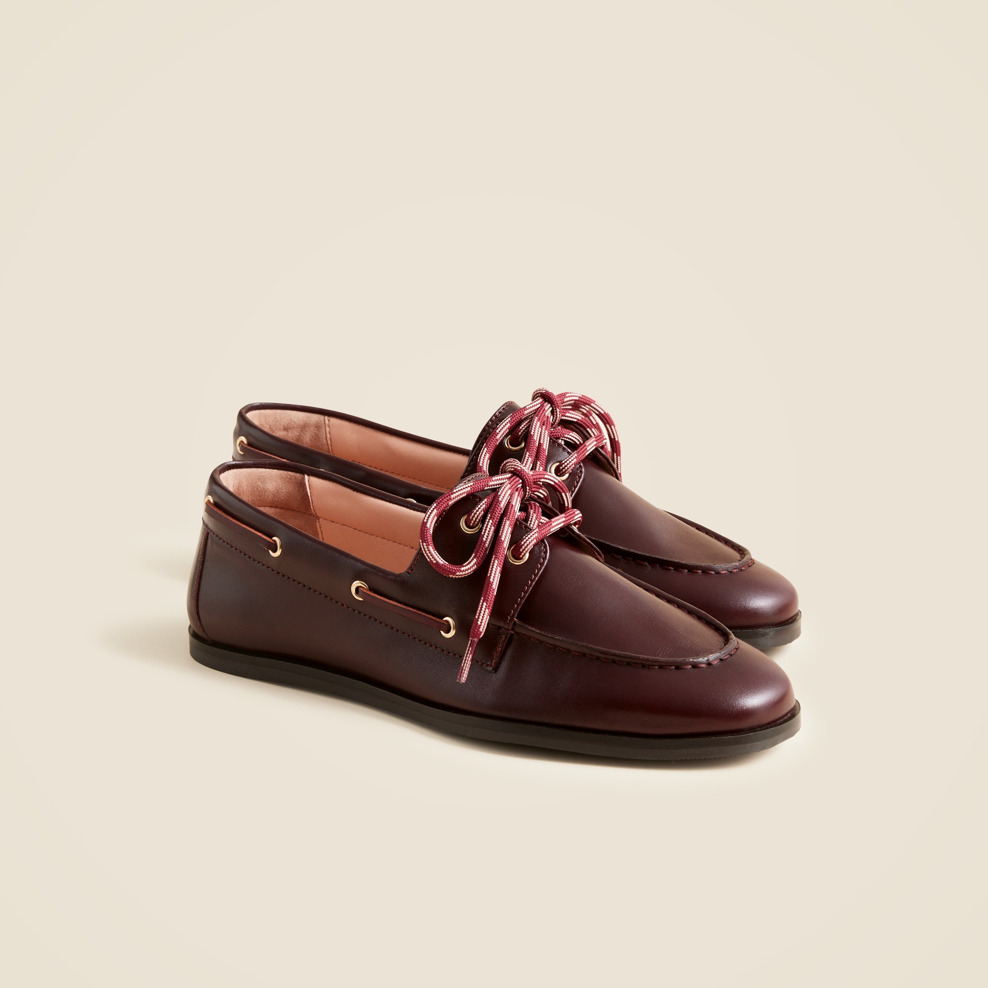 Boat Shoes in Leather