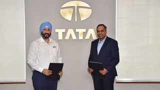 Anmol Singh Jaggi, CoFounder of BluSmart Electric Mobility and Shailesh Chandra, Managing Director of Tata Motors Passenger Vehicles and Tata Passenger Electric Mobility