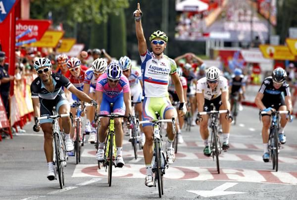 Peter Sagan (Liquigas-Cannondale) was again peerless in the sprint.