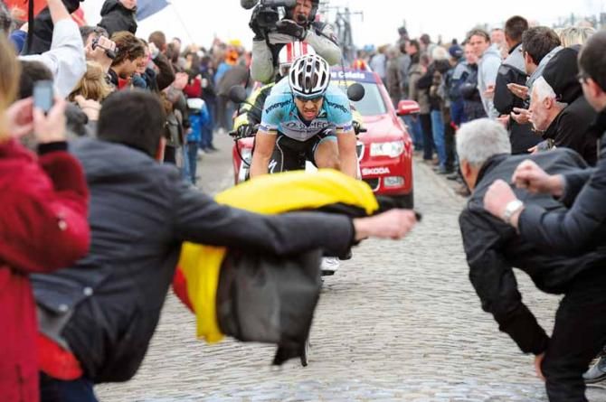Paris-Roubaix: With Cancellara out Boonen became the outright favourite and his vice-grip on the Belgian Classics continued with a powerful display