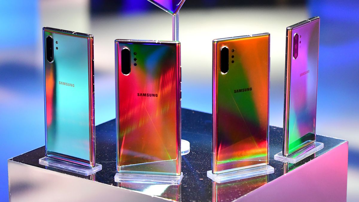 Samsung Galaxy Note 10 renders reveal giant screen and no