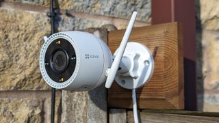 Ezviz H3C 2K Smart Home Camera
