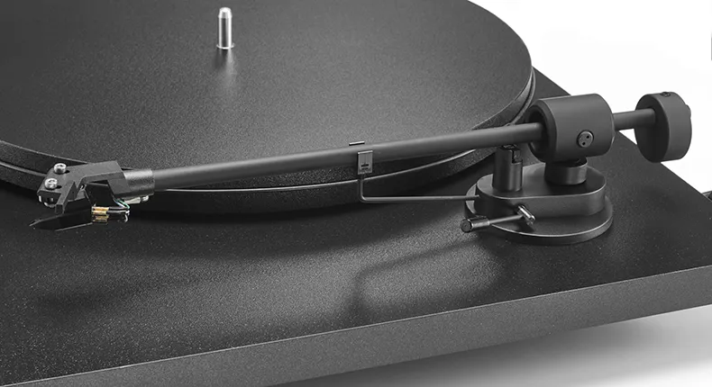 Pro-Ject Primary E close up