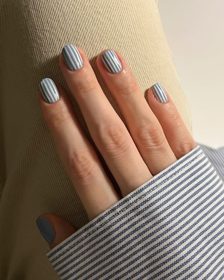 Photo of @pink_oblivion wearing striped nails