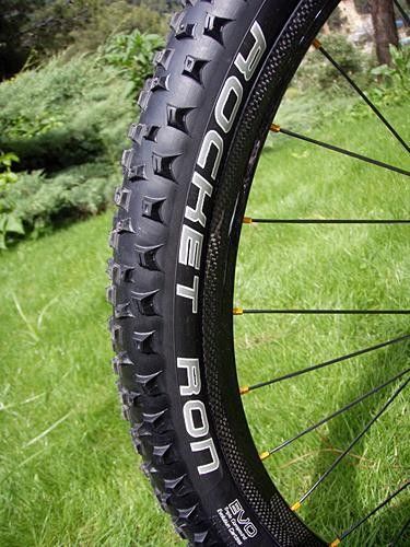 2009 Scales will come with Schwalbe's new Rocket Ron treads.