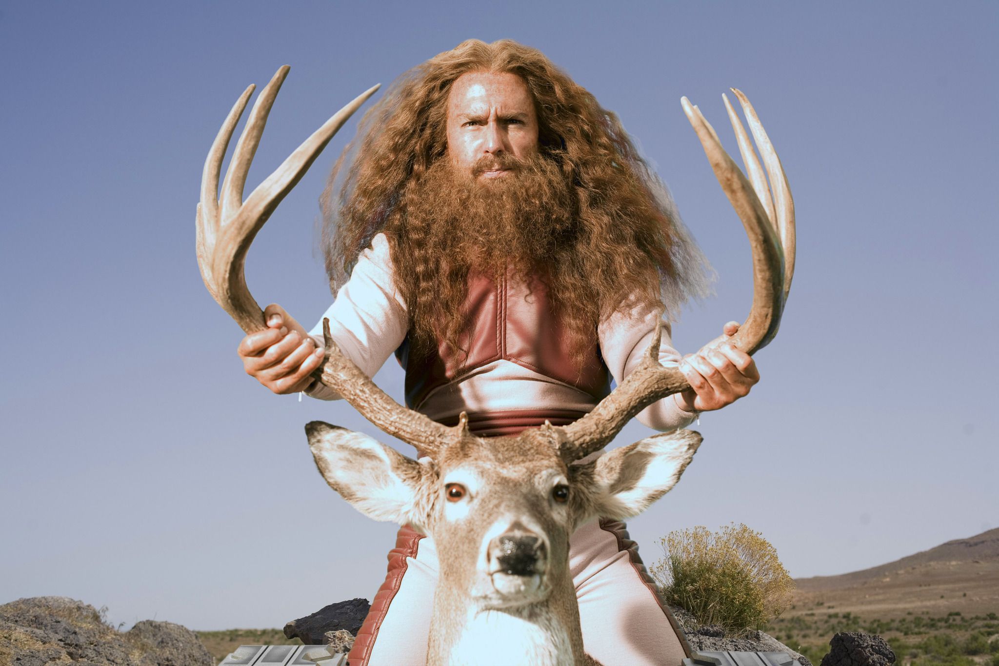 من یک کمدی علمی-تخیلی خنده دار و بی نظیر در Hulu پیدا کردم، و شما واقعاً نیاز دارید که این جواهر نادیده گرفته شده را پخش کنید.