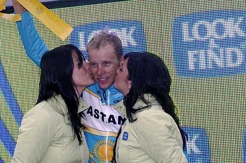 Andrey Kashechkin (Astana Team) on the podium.