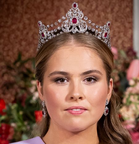 Princess Catharina Amalia in a tiara and diamond and ruby earrings at a state banquet