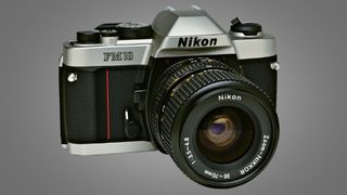 Nikon FM10