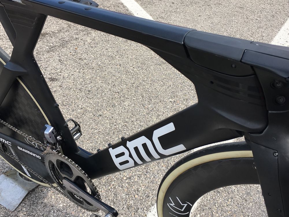 The tubing is BMC's Aerodynamic 01 Premium Carbon