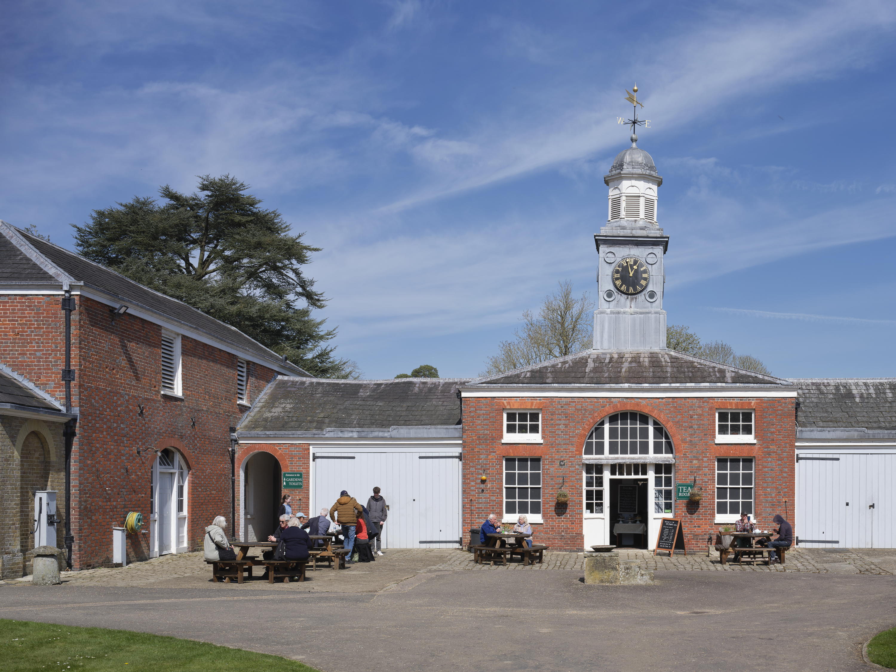 Belmont House in Kent photographed by Will Pryce for Country Life