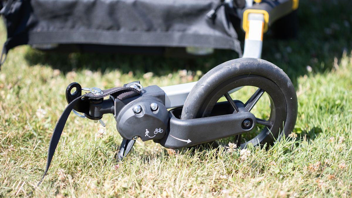Burley D&rsquo;Lite X bike trailer balanced on front wheel