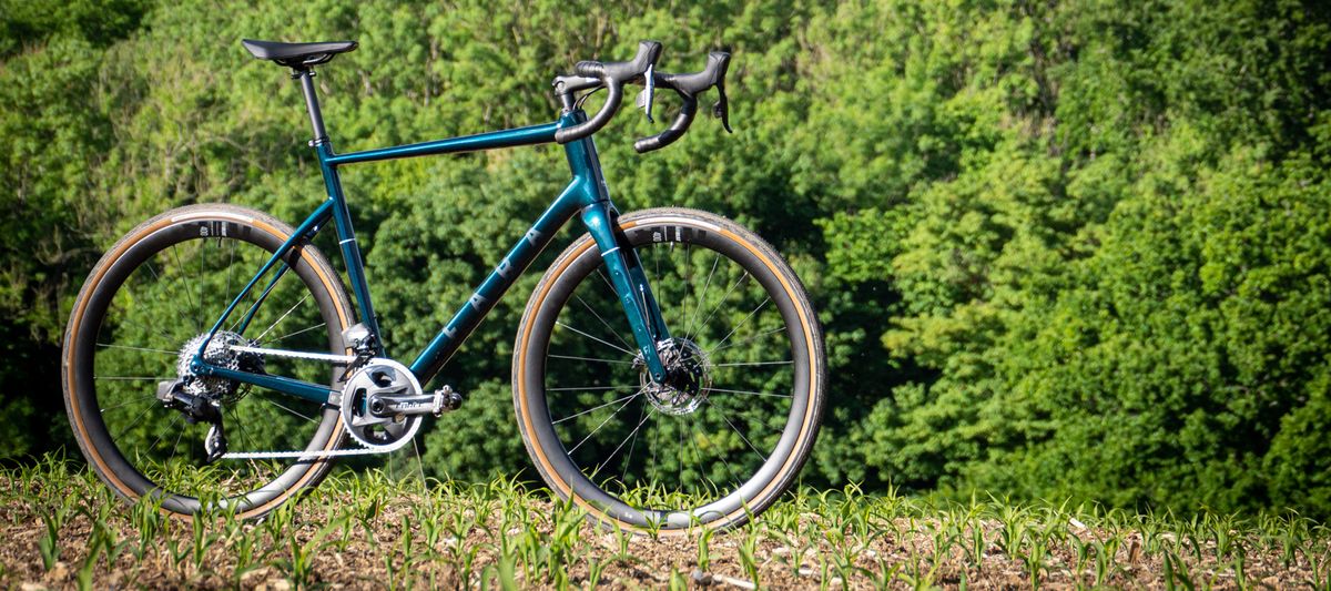 A Fara F/AR bike stands in a field