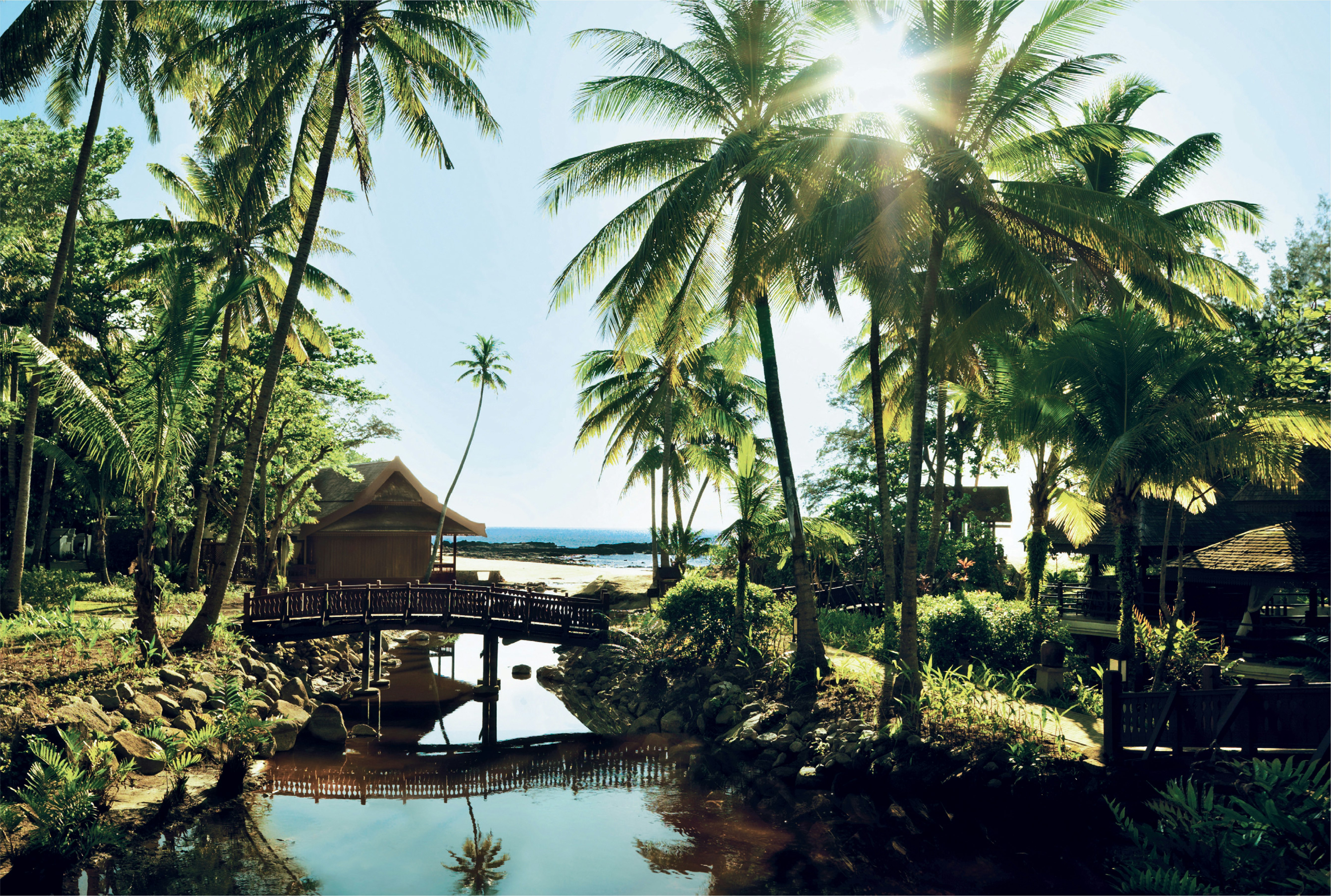 Malaysia Travel Guide: Majestic Beaches, Snorkelling Spots and Overwater Bungalows