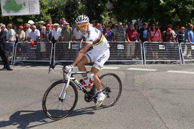 Philippe Gilbert (BMC) rides to the start in Sober.