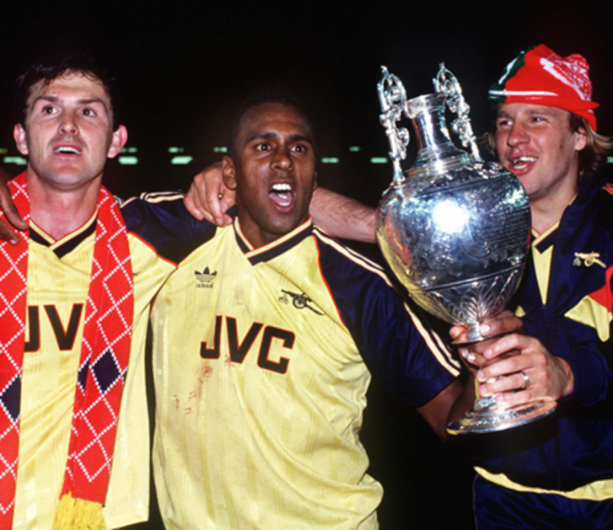 the-10-closest-football-league-finishes-10-1556686761-llY0-column-width-inline