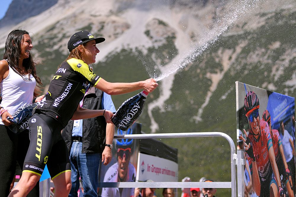 Annemiek van Vleuten (Mitchelton-Scott) wins stage 5 at the Giro Rosa