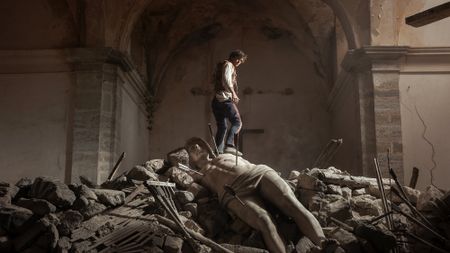 Guitarricadelafuente as Sebasti&aacute;n in La Bola Negra. Cr. Carla Oset/Netflix &copy; 2026.