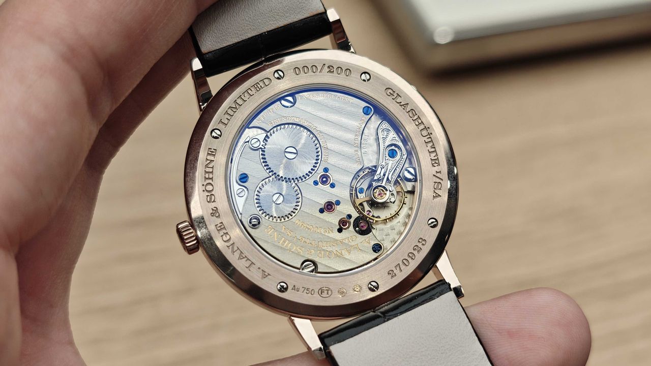 A. Lange &amp; S&ouml;hne Saxonia Thin