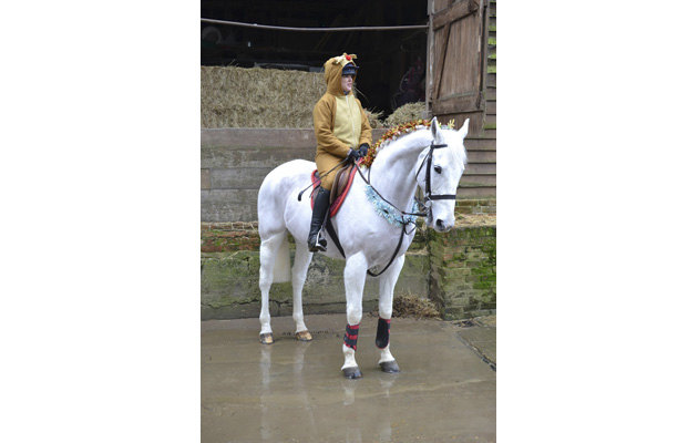 Katie Jerram Christmas ride 3