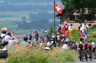 Tour de Suisse Women stage 1 LIVE: Challenging finale sets the tone for the week in opening stage