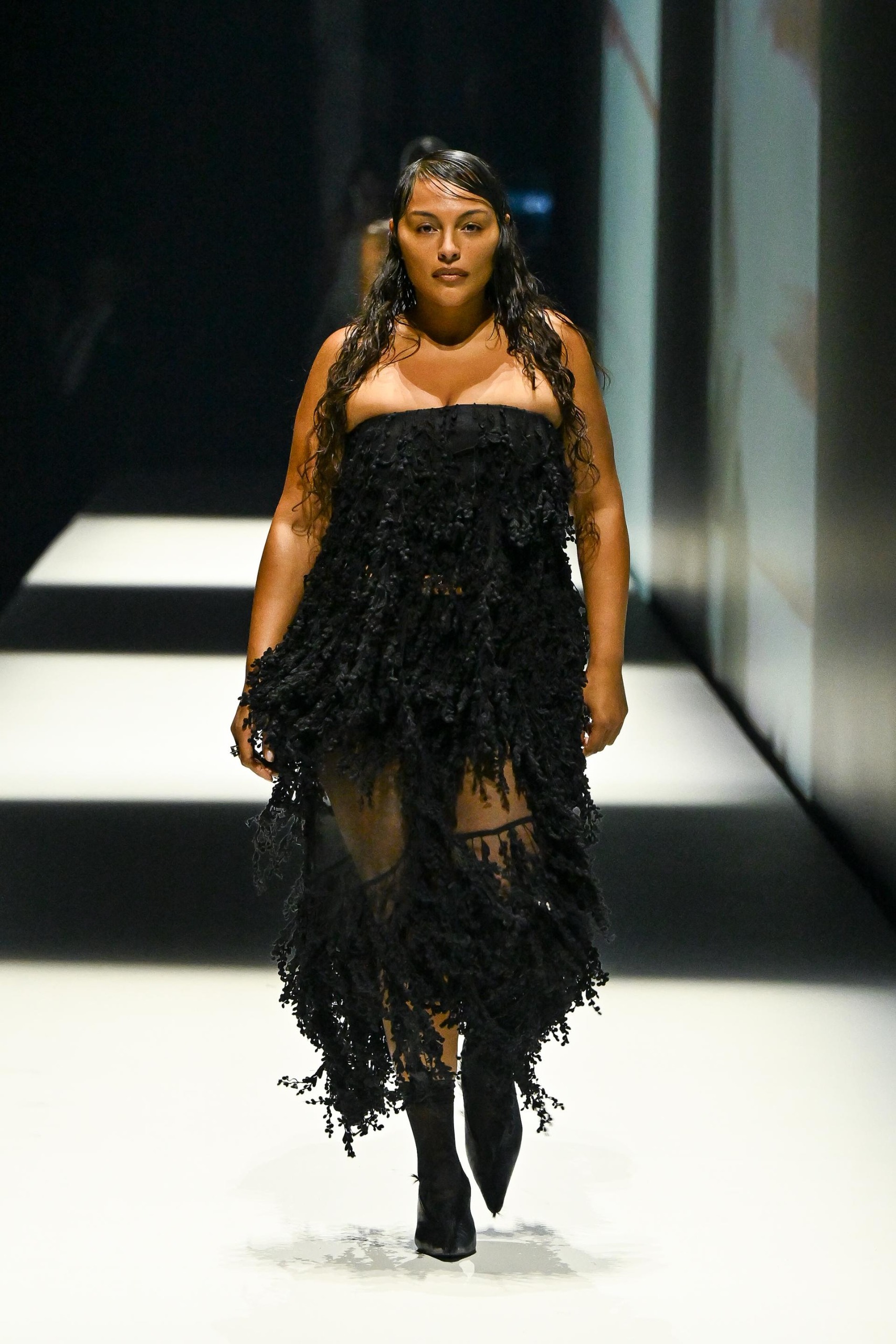 H&amp;amp;M runway