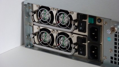 Thecus N8810U-G fans