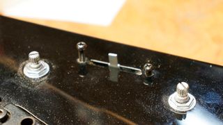 How to install a new 3-way pickup switch