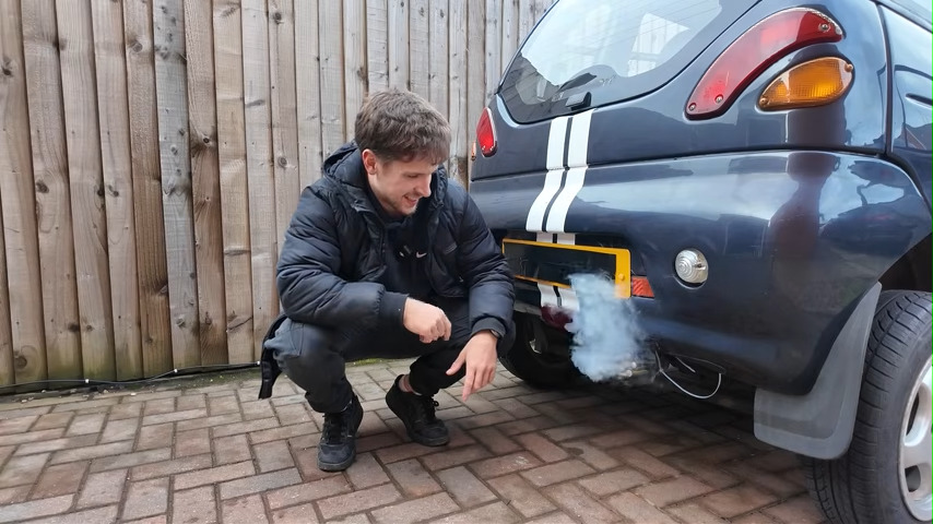 Chris Doel's vape battery-powered car