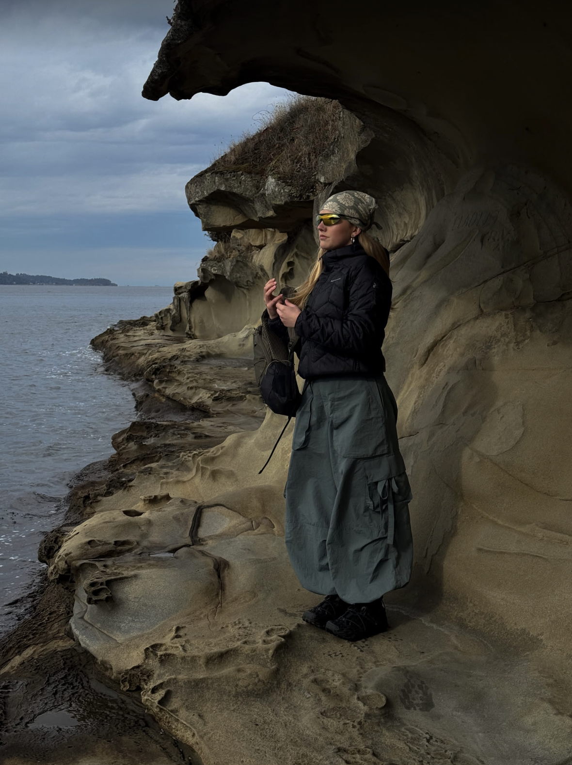 sabrina b hiking outfits
