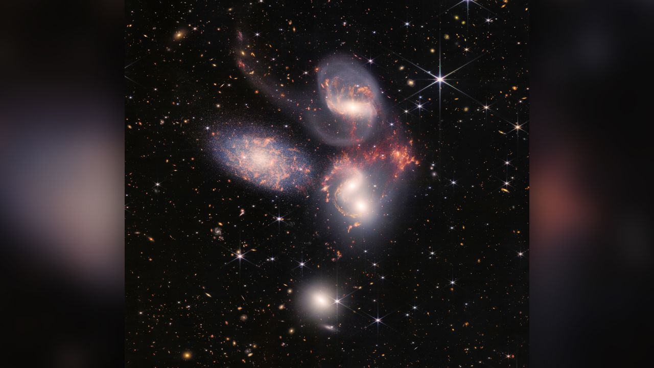 James Webb telescope discovers 'exceptionally rare' 5-galaxy crash in the early universe