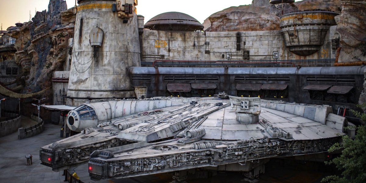 Millennium Falcon: Smugglers Run at Disneyland