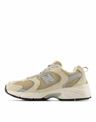 New Balance 530 Trainers in Beige