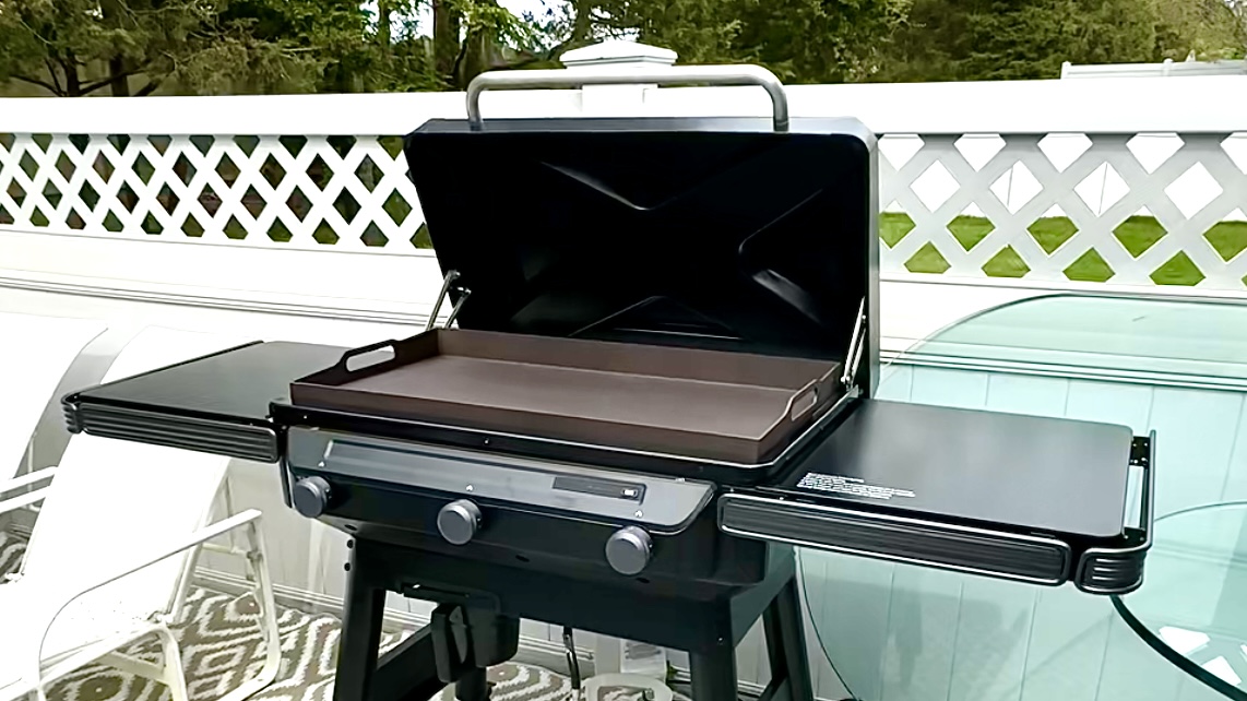 Found out my new flat top grill actually fits perfectly on the